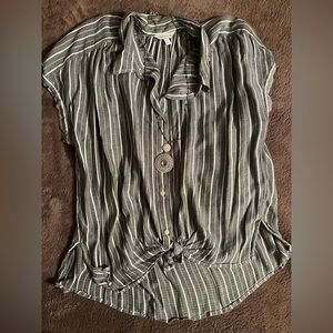 NWOT Lucky brand top